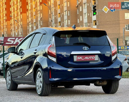 Синий Тойота Aqua, объемом двигателя 1.5 л и пробегом 81 тыс. км за 12000 $, фото 83 на Automoto.ua