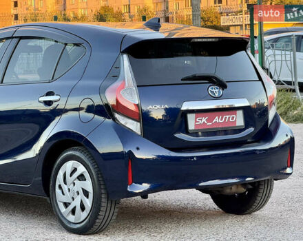 Синий Тойота Aqua, объемом двигателя 1.5 л и пробегом 81 тыс. км за 12000 $, фото 86 на Automoto.ua