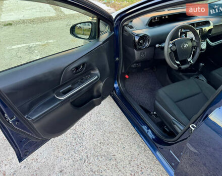 Синий Тойота Aqua, объемом двигателя 1.5 л и пробегом 81 тыс. км за 12000 $, фото 16 на Automoto.ua