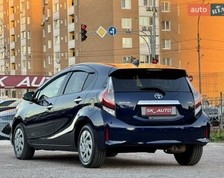 Синий Тойота Aqua, объемом двигателя 1.5 л и пробегом 81 тыс. км за 12000 $, фото 84 на Automoto.ua