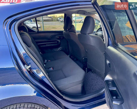 Синий Тойота Aqua, объемом двигателя 1.5 л и пробегом 81 тыс. км за 12000 $, фото 30 на Automoto.ua