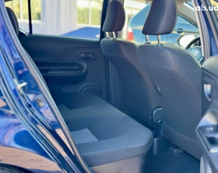 Синий Тойота Aqua, объемом двигателя 0 л и пробегом 53 тыс. км за 13700 $, фото 11 на Automoto.ua
