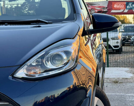 Синий Тойота Aqua, объемом двигателя 1.5 л и пробегом 81 тыс. км за 12000 $, фото 56 на Automoto.ua