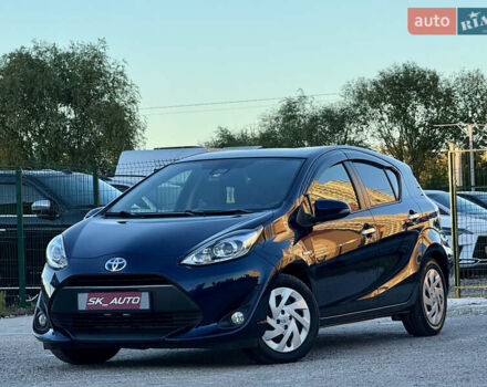 Синий Тойота Aqua, объемом двигателя 1.5 л и пробегом 81 тыс. км за 12000 $, фото 1 на Automoto.ua