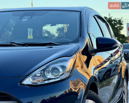 Синий Тойота Aqua, объемом двигателя 1.5 л и пробегом 81 тыс. км за 12000 $, фото 55 на Automoto.ua