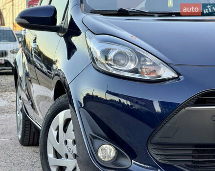 Синий Тойота Aqua, объемом двигателя 1.5 л и пробегом 81 тыс. км за 12000 $, фото 68 на Automoto.ua