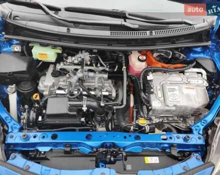 Синий Тойота Aqua, объемом двигателя 1.5 л и пробегом 53 тыс. км за 13800 $, фото 36 на Automoto.ua