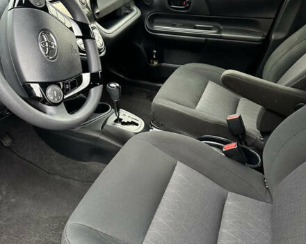 Синий Тойота Aqua, объемом двигателя 1.5 л и пробегом 50 тыс. км за 14400 $, фото 22 на Automoto.ua