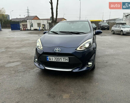 Синий Тойота Aqua, объемом двигателя 1.5 л и пробегом 50 тыс. км за 14400 $, фото 1 на Automoto.ua