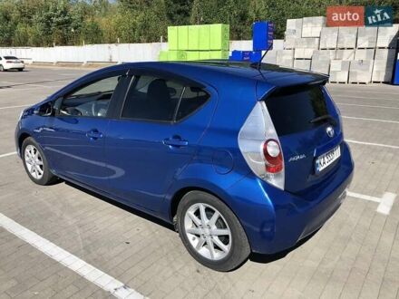 Тойота Aqua 2013 у Белой Церкве на Automoto.ua Синій Тойота Aqua, об'ємом двигуна 1.5 л та пробігом 82 тис. км за 8900 $, фото 1 на Automoto.ua