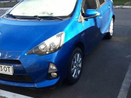Синій Тойота Aqua, об'ємом двигуна 1.5 л та пробігом 105 тис. км за 11000 $, фото 1 на Automoto.ua