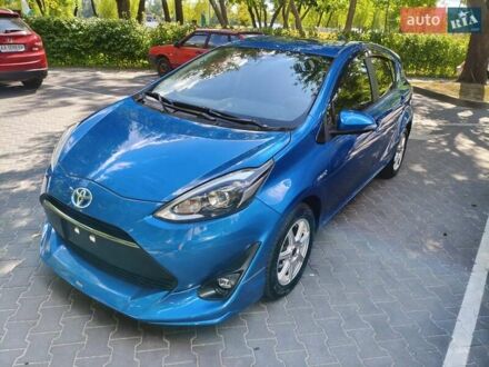 Синий Тойота Aqua, объемом двигателя 1.5 л и пробегом 70 тыс. км за 11900 $, фото 1 на Automoto.ua
