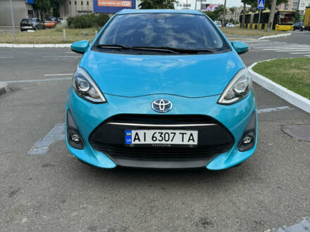 Синій Тойота Aqua, об'ємом двигуна 1.5 л та пробігом 83 тис. км за 11500 $, фото 1 на Automoto.ua