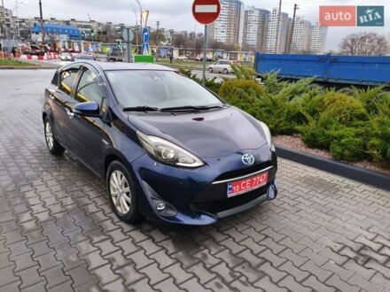 Синій Тойота Aqua, об'ємом двигуна 1.5 л та пробігом 77 тис. км за 12500 $, фото 1 на Automoto.ua