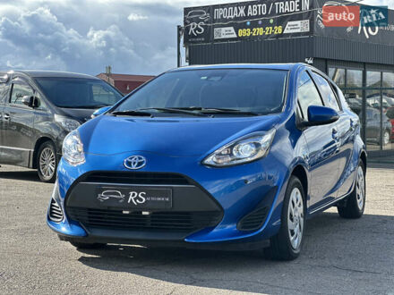 Синий Тойота Aqua, объемом двигателя 1.5 л и пробегом 65 тыс. км за 12400 $, фото 1 на Automoto.ua