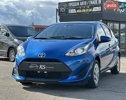 Синий Тойота Aqua, объемом двигателя 1.5 л и пробегом 65 тыс. км за 12400 $, фото 1 на Automoto.ua