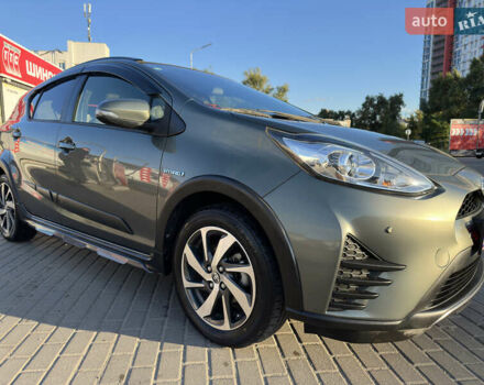Зелений Тойота Aqua, об'ємом двигуна 1.5 л та пробігом 62 тис. км за 14950 $, фото 1 на Automoto.ua