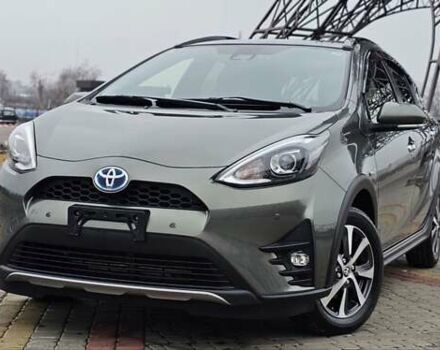 Зелений Тойота Aqua, об'ємом двигуна 1.5 л та пробігом 82 тис. км за 15900 $, фото 4 на Automoto.ua