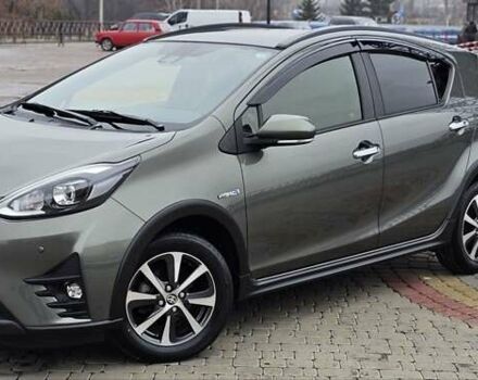 Зелений Тойота Aqua, об'ємом двигуна 1.5 л та пробігом 82 тис. км за 15900 $, фото 8 на Automoto.ua