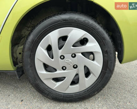 Зелений Тойота Aqua, об'ємом двигуна 1.5 л та пробігом 108 тис. км за 12900 $, фото 30 на Automoto.ua