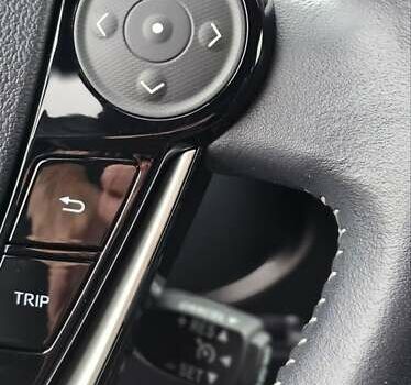 Зелений Тойота Aqua, об'ємом двигуна 1.5 л та пробігом 82 тис. км за 15900 $, фото 52 на Automoto.ua