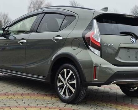 Зелений Тойота Aqua, об'ємом двигуна 1.5 л та пробігом 82 тис. км за 15900 $, фото 17 на Automoto.ua