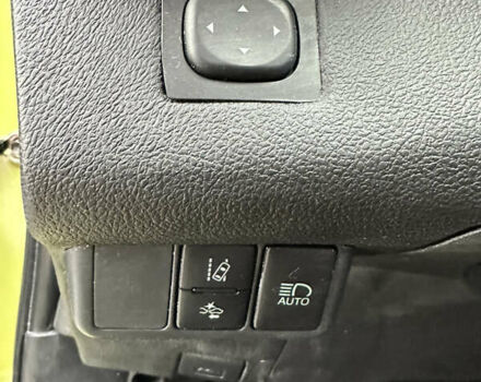 Зелений Тойота Aqua, об'ємом двигуна 1.5 л та пробігом 108 тис. км за 12900 $, фото 38 на Automoto.ua