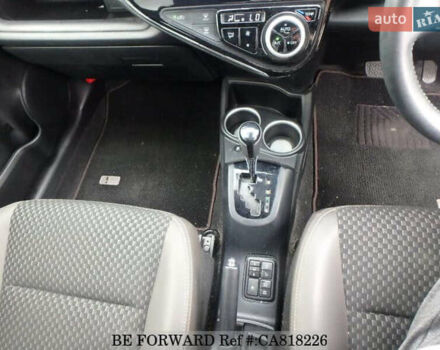 Зелений Тойота Aqua, об'ємом двигуна 1.5 л та пробігом 96 тис. км за 13500 $, фото 14 на Automoto.ua