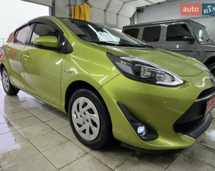 Зелений Тойота Aqua, об'ємом двигуна 1.5 л та пробігом 108 тис. км за 12900 $, фото 6 на Automoto.ua