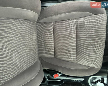 Зелений Тойота Aqua, об'ємом двигуна 1.5 л та пробігом 108 тис. км за 12900 $, фото 37 на Automoto.ua