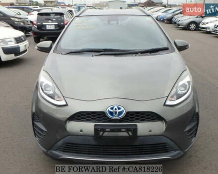 Зелений Тойота Aqua, об'ємом двигуна 1.5 л та пробігом 96 тис. км за 13500 $, фото 4 на Automoto.ua