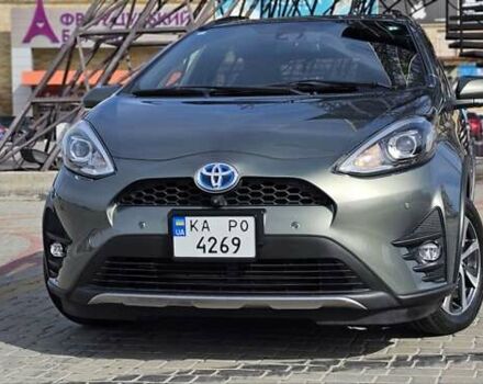 Зеленый Тойота Aqua, объемом двигателя 1.5 л и пробегом 42 тыс. км за 16500 $, фото 3 на Automoto.ua