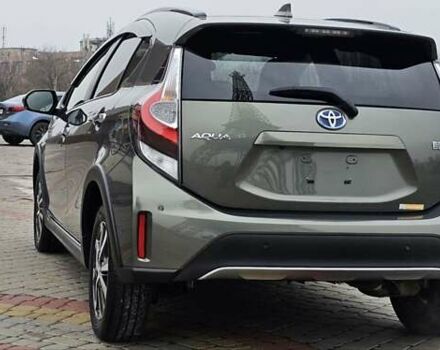 Зелений Тойота Aqua, об'ємом двигуна 1.5 л та пробігом 82 тис. км за 15900 $, фото 19 на Automoto.ua