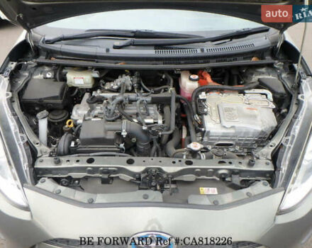 Зелений Тойота Aqua, об'ємом двигуна 1.5 л та пробігом 96 тис. км за 13500 $, фото 28 на Automoto.ua