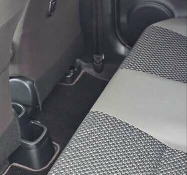 Зелений Тойота Aqua, об'ємом двигуна 1.5 л та пробігом 82 тис. км за 15900 $, фото 48 на Automoto.ua