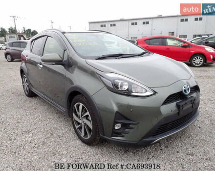 Зеленый Тойота Aqua, объемом двигателя 1.5 л и пробегом 58 тыс. км за 14600 $, фото 5 на Automoto.ua