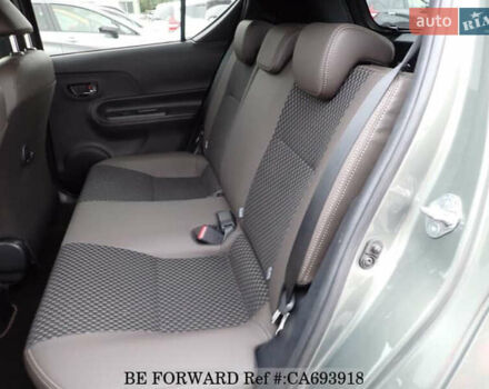 Зеленый Тойота Aqua, объемом двигателя 1.5 л и пробегом 58 тыс. км за 14600 $, фото 34 на Automoto.ua