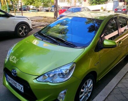 Зеленый Тойота Aqua, объемом двигателя 1.5 л и пробегом 0 тыс. км за 12000 $, фото 1 на Automoto.ua