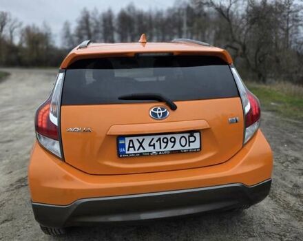 Оранжевый Тойота Aqua, объемом двигателя 1.5 л и пробегом 81 тыс. км за 11500 $, фото 10 на Automoto.ua