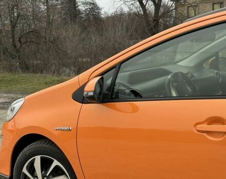 Оранжевый Тойота Aqua, объемом двигателя 1.5 л и пробегом 81 тыс. км за 11500 $, фото 5 на Automoto.ua