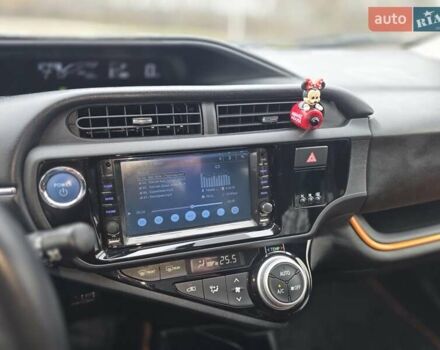 Оранжевый Тойота Aqua, объемом двигателя 1.5 л и пробегом 81 тыс. км за 11500 $, фото 24 на Automoto.ua