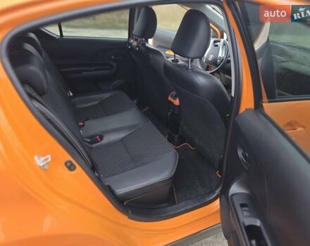 Оранжевый Тойота Aqua, объемом двигателя 1.5 л и пробегом 81 тыс. км за 11500 $, фото 16 на Automoto.ua
