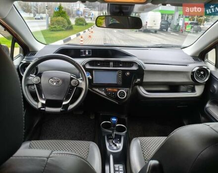 Оранжевый Тойота Aqua, объемом двигателя 1.5 л и пробегом 97 тыс. км за 13400 $, фото 20 на Automoto.ua