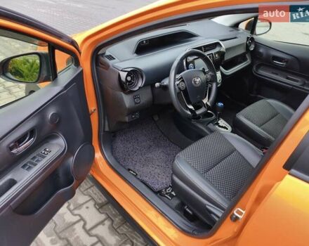 Оранжевый Тойота Aqua, объемом двигателя 1.5 л и пробегом 97 тыс. км за 13400 $, фото 15 на Automoto.ua