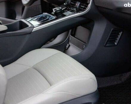 Тойота bZ, объемом двигателя 2.45 л и пробегом 1 тыс. км за 27200 $, фото 12 на Automoto.ua