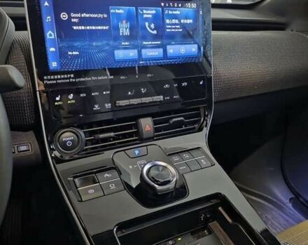 Тойота bZ, объемом двигателя 2.45 л и пробегом 9 тыс. км за 29500 $, фото 7 на Automoto.ua