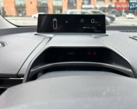 Белый Тойота bZ3, объемом двигателя 0 л и пробегом 85 тыс. км за 20666 $, фото 48 на Automoto.ua