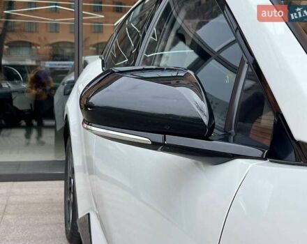 Белый Тойота bZ3, объемом двигателя 0 л и пробегом 85 тыс. км за 20666 $, фото 20 на Automoto.ua