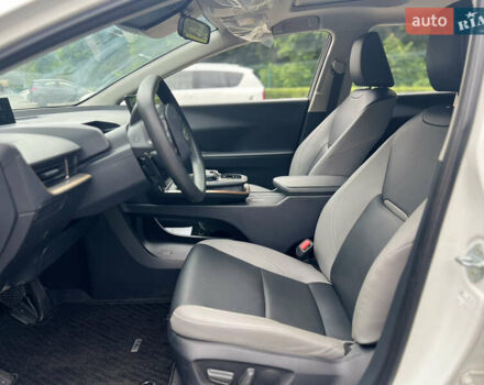 Белый Тойота bZ3, объемом двигателя 0 л и пробегом 1 тыс. км за 21900 $, фото 13 на Automoto.ua