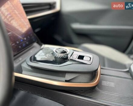 Белый Тойота bZ3, объемом двигателя 0 л и пробегом 85 тыс. км за 20666 $, фото 50 на Automoto.ua